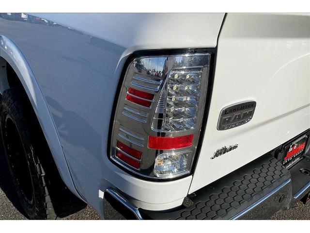 Photo of 2013 Bright White Clearcoat RAM 1500