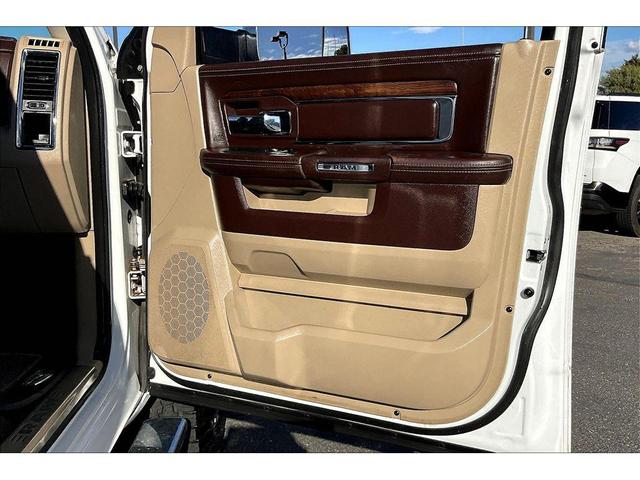 Photo of 2013 Bright White Clearcoat RAM 1500