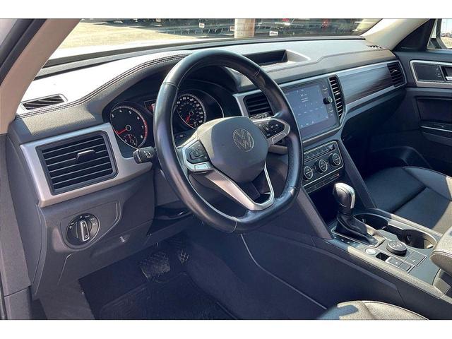 Photo of 2021 Pure White Volkswagen Atlas