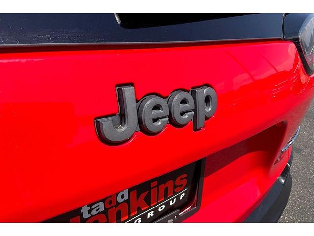 Photo of 2019 Firecracker Red Clearcoat Jeep Cherokee