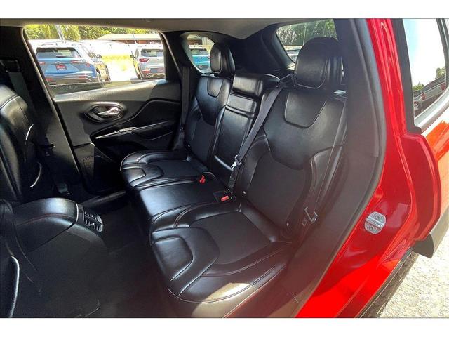 Photo of 2019 Firecracker Red Clearcoat Jeep Cherokee