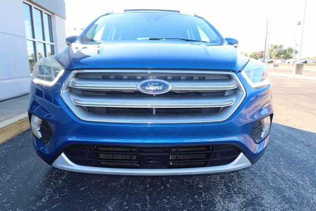 Photo of 2017 Lightning Blue Metallic Ford Escape