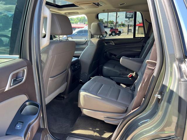 Photo of 2018 GRAY GMC Yukon