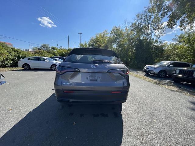 Photo of 2023 Modern Steel Metallic Honda HR-V