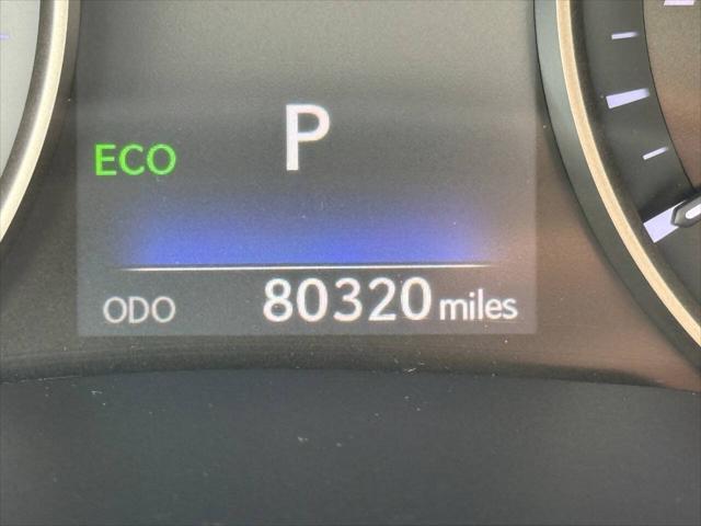 Photo of 2016 Silver Lexus ES 350