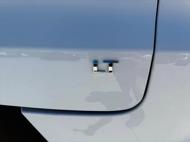Photo of 2024 White Chevrolet Trailblazer