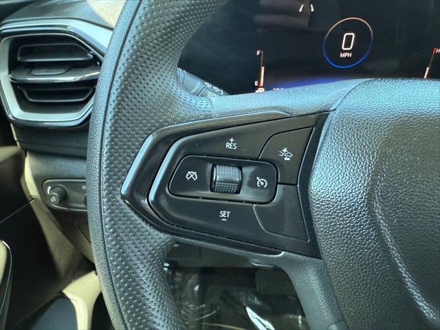 Photo of 2024 White Chevrolet Trailblazer