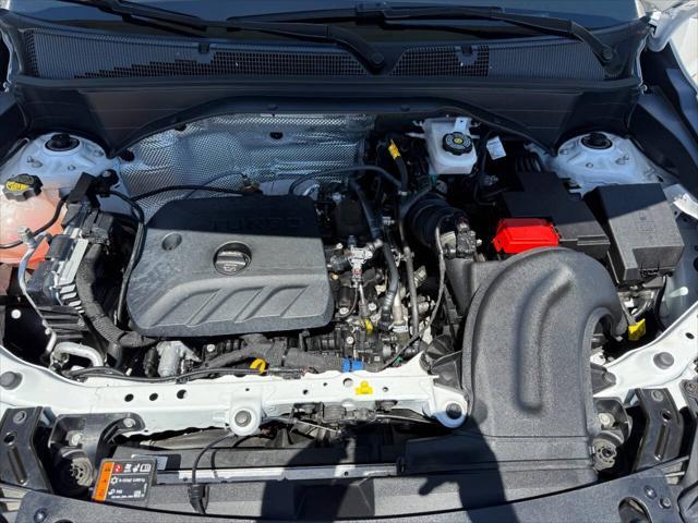 Photo of 2024 White Chevrolet Trailblazer