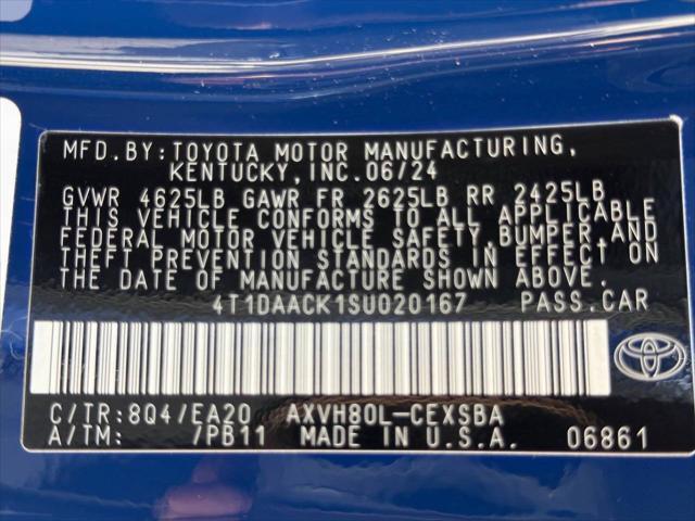Photo of 2025 Blue Toyota Camry