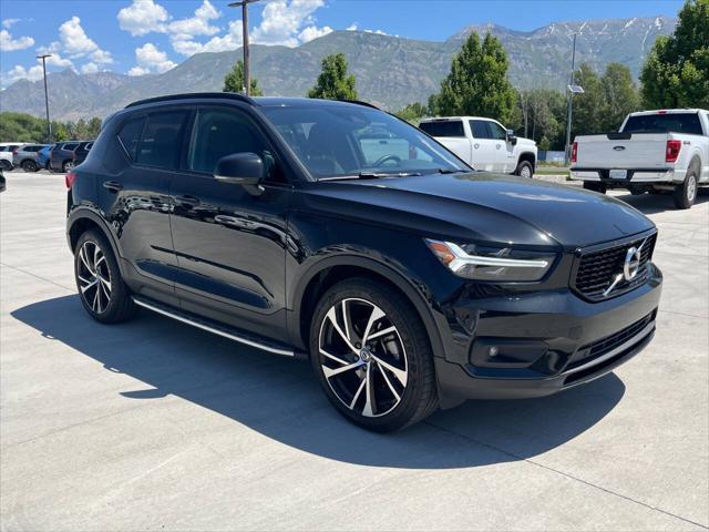 2022 Volvo XC40