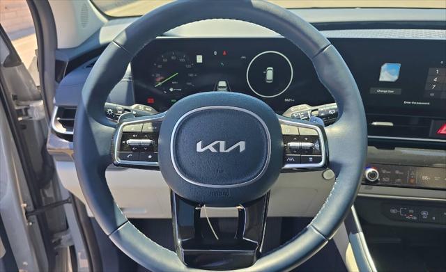 Photo of 2025 Panthera Metal Kia Carnival Hybrid