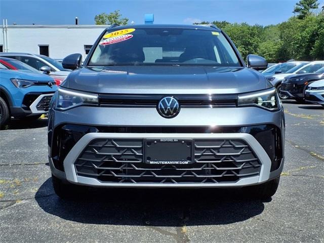 Photo of 2025 Platinum Gray Metallic Volkswagen Taos