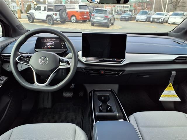 Photo of 2025 Deep Black Pearl Effect Volkswagen ID.4
