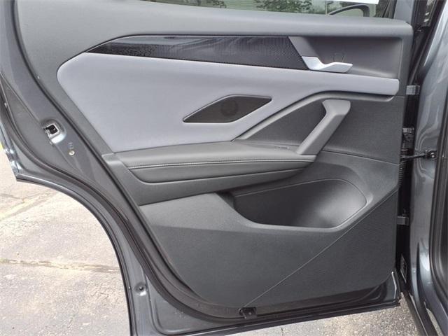 Photo of 2025 Platinum Gray Metallic Volkswagen Tiguan