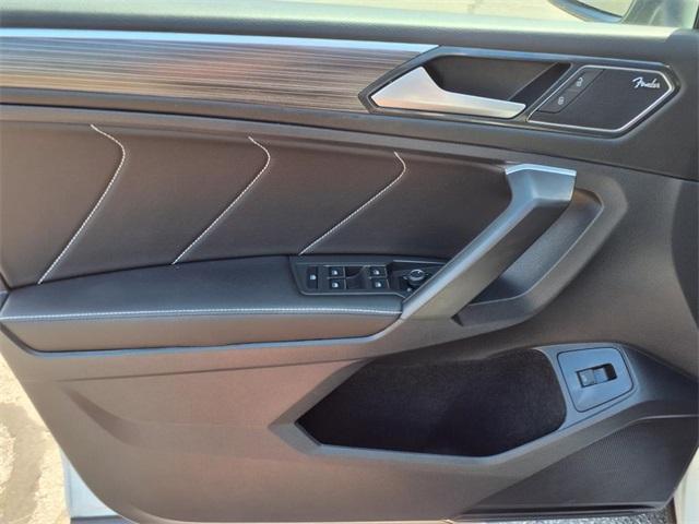 Photo of 2024 Opal White Pearl Effect Volkswagen Tiguan