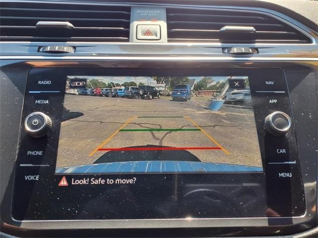 Photo of 2024 Opal White Pearl Effect Volkswagen Tiguan