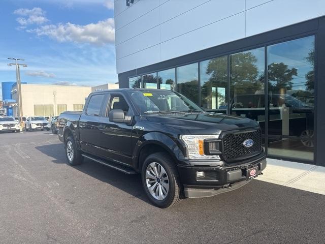 Photo of 2018 Black Ford F-150