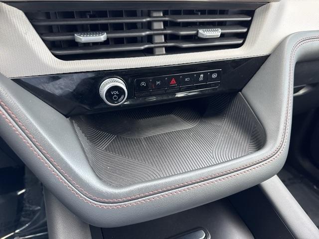 Photo of 2025 Black Metallic Ford Explorer