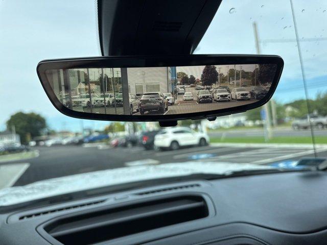 Photo of 2020 White GMC Sierra 1500