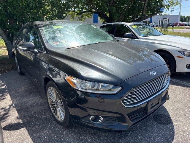 Photo of 2015 Tuxedo Black Ford Fusion
