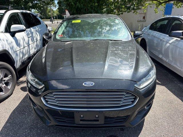 Photo of 2015 Tuxedo Black Ford Fusion