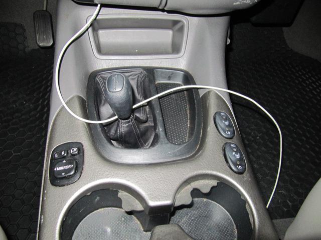 Photo of 2001 Thunder Gray Metallic Toyota Sequoia