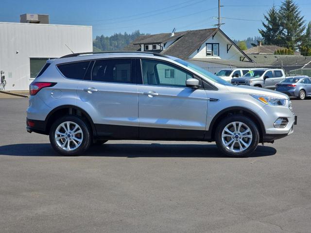 Photo of 2018 Ingot Silver Metallic Ford Escape