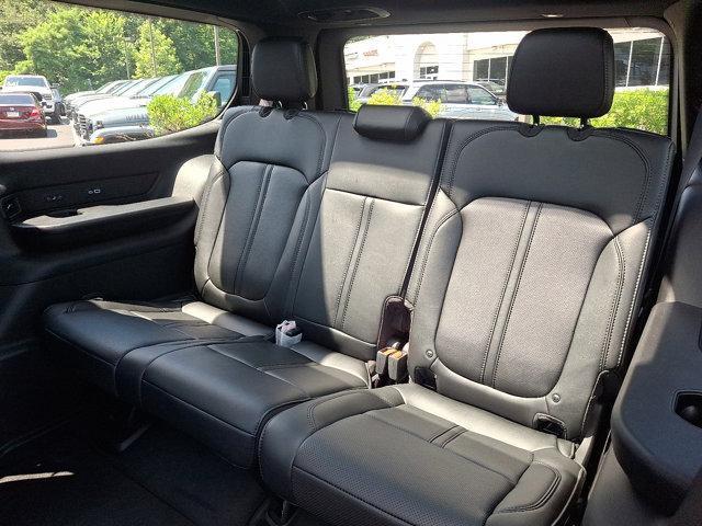 Photo of 2025 Bright White Clearcoat Jeep Wagoneer
