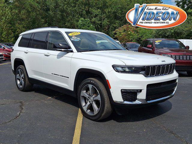 Photo of 2023 Bright White Clearcoat Jeep Grand Cherokee L