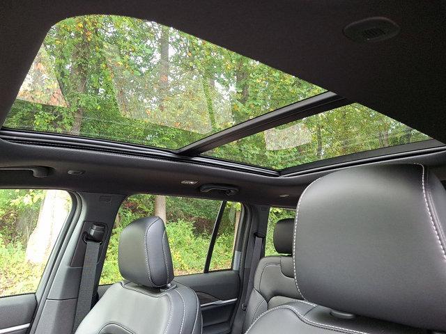 Photo of 2025 Baltic Gray Metallic Clearcoat Jeep Grand Cherokee