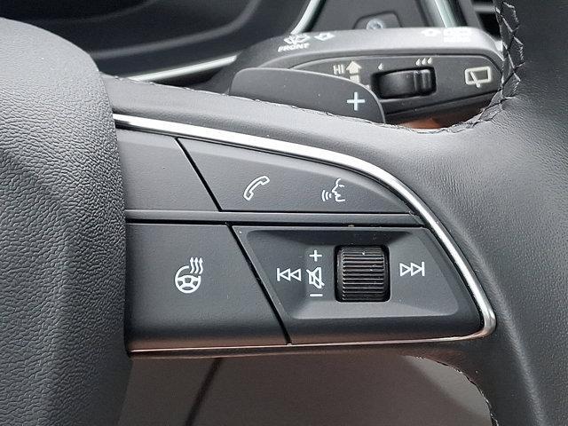 Photo of 2022 Navarra Blue Metallic Audi Q5