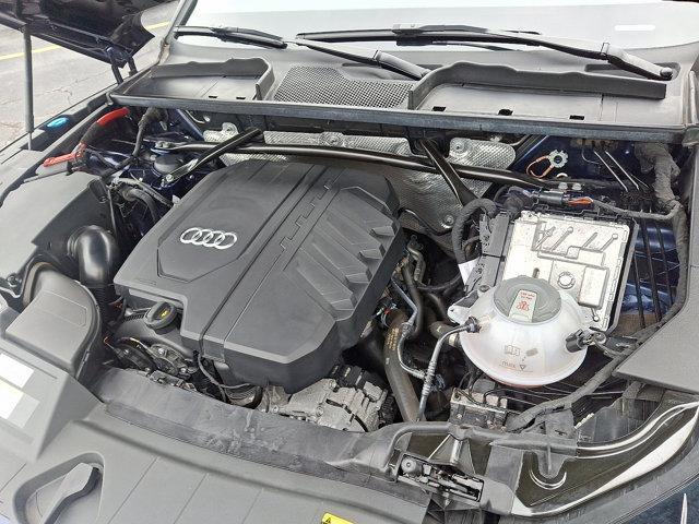 Photo of 2022 Navarra Blue Metallic Audi Q5