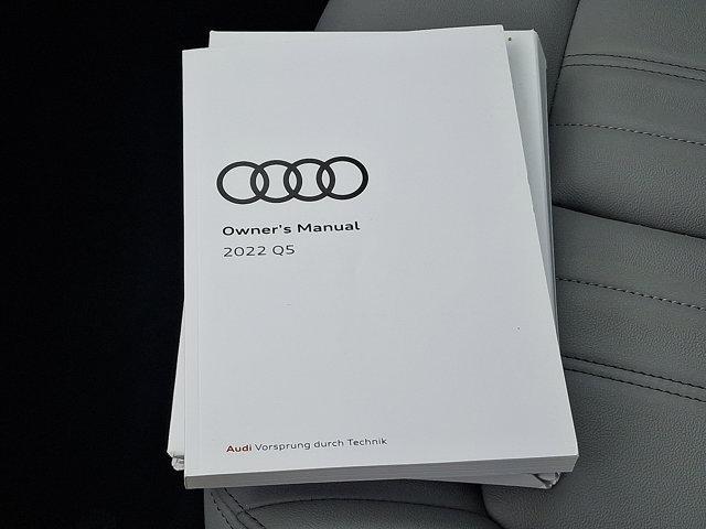 Photo of 2022 Navarra Blue Metallic Audi Q5