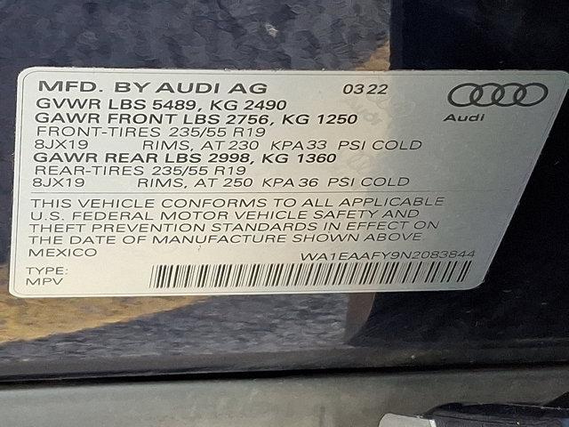 Photo of 2022 Navarra Blue Metallic Audi Q5