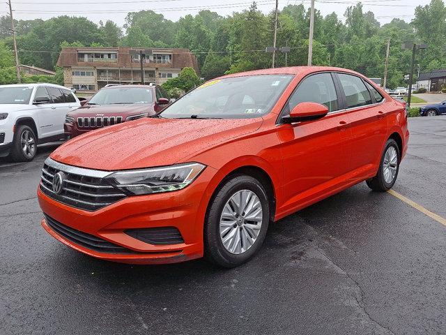 Photo of 2019 Habanero Orange Metallic Volkswagen Jetta