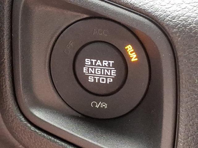 Photo of 2025 Bright White Clearcoat Jeep Wrangler