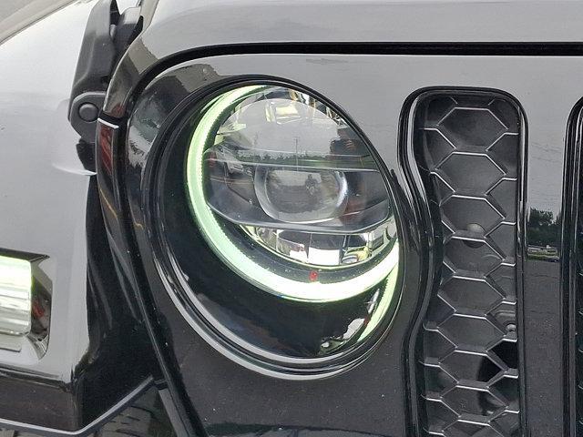 Photo of 2023 Black Clearcoat Jeep Wrangler