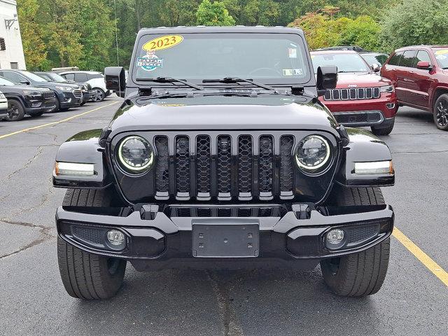 Photo of 2023 Black Clearcoat Jeep Wrangler