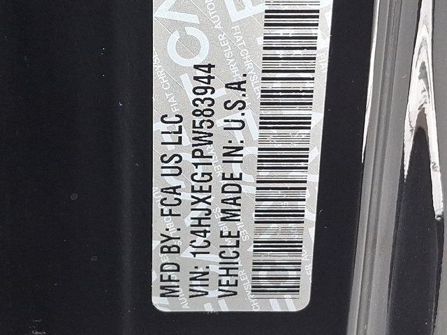 Photo of 2023 Black Clearcoat Jeep Wrangler
