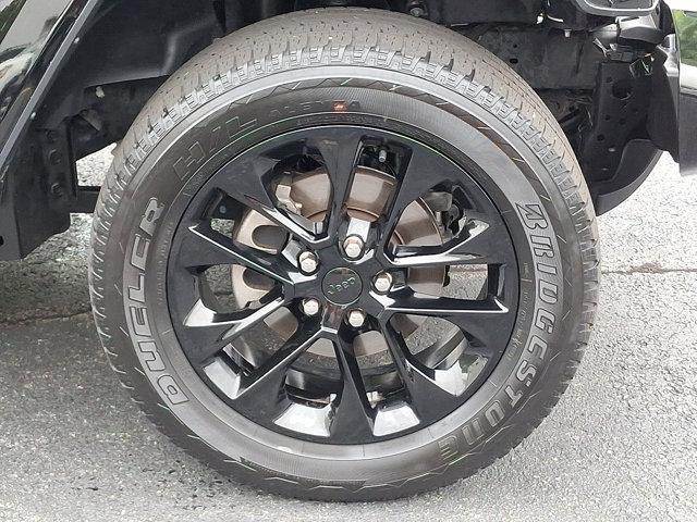 Photo of 2023 Black Clearcoat Jeep Wrangler