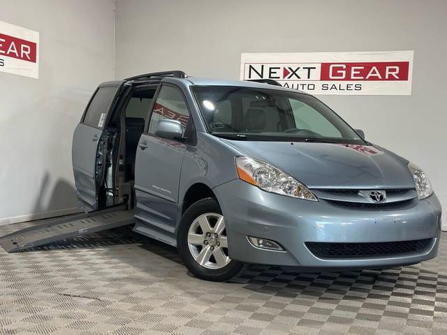 2010 Toyota Sienna