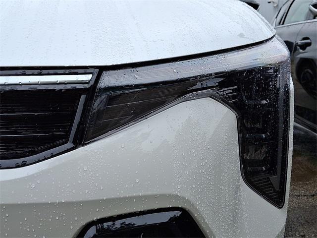 Photo of 2025 Snow White Pearl Kia K4