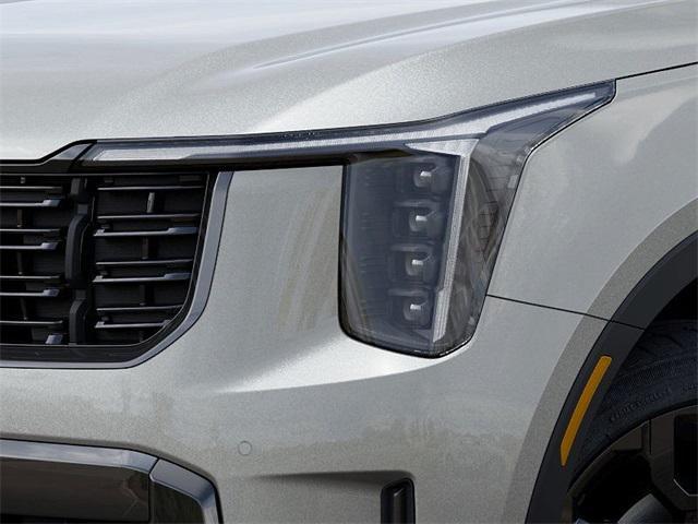 Photo of 2026 Ivory Kia Sorento