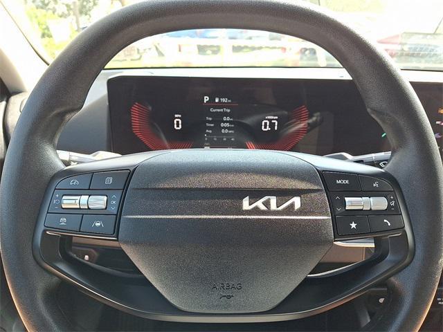 Photo of 2025 Aurora Black Pearl Kia K4