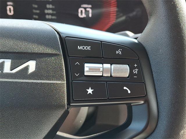 Photo of 2025 Aurora Black Pearl Kia K4