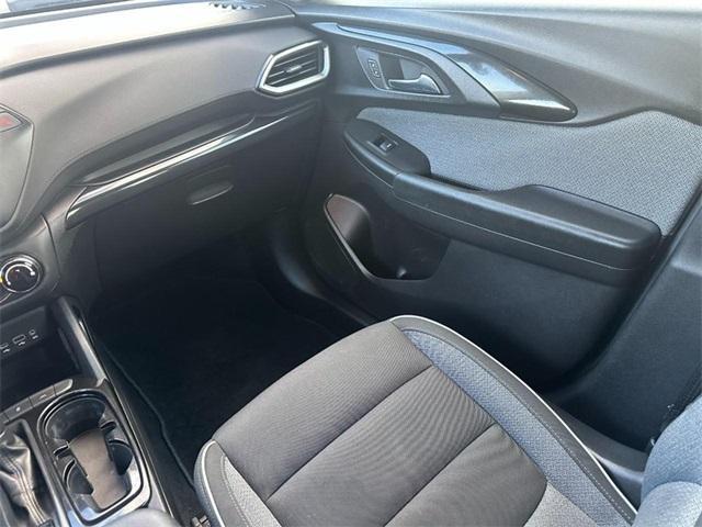 Photo of 2021 Summit White Chevrolet Trailblazer