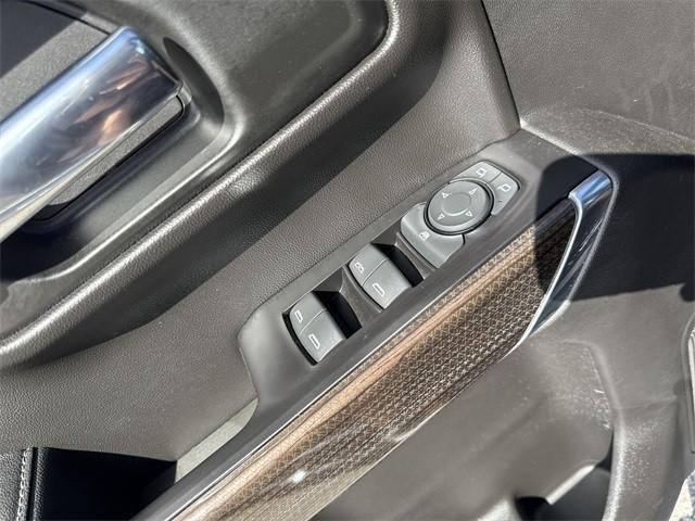 Photo of 2020 Black Chevrolet Silverado 1500