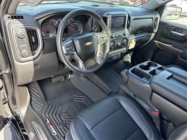 Photo of 2020 Black Chevrolet Silverado 1500