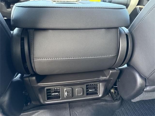 Photo of 2020 Black Chevrolet Silverado 1500