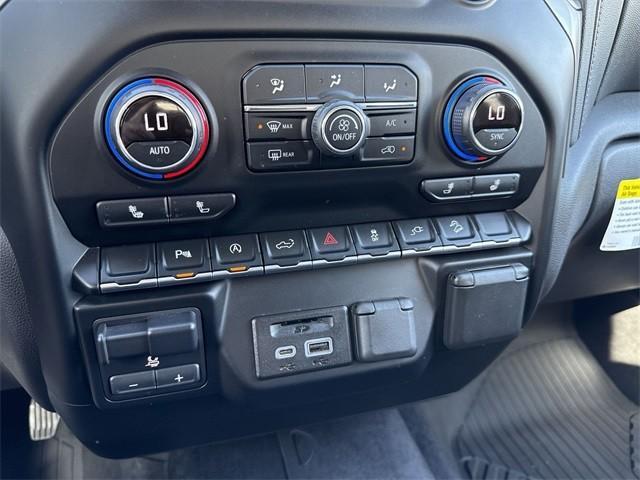 Photo of 2020 Black Chevrolet Silverado 1500